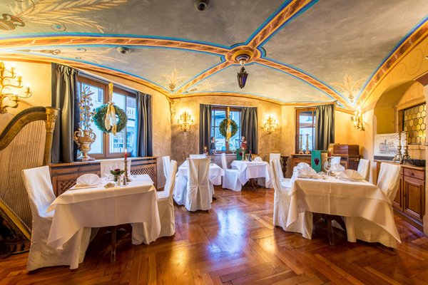Il ristorante Villabassa Adler Suite & Stube