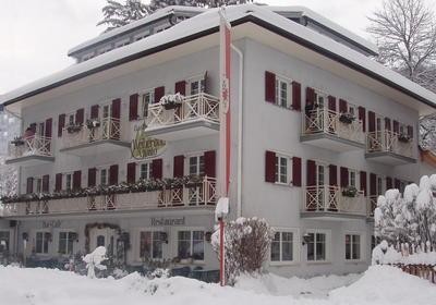 Foto Außenansicht Hotel Weiherbad