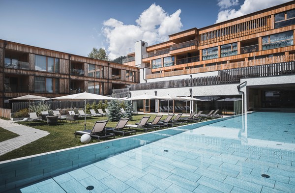 Foto Außenansicht Aparthotel HIRBEN Naturlaub