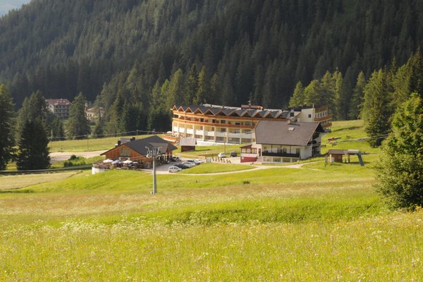 Foto estiva di presentazione Asterbel - Mountain Refugium & Spa - Hotel 4 stelle sup.