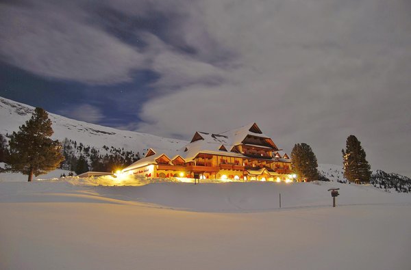 Foto invernale di presentazione Hotel Mountain Refugium Hohe Gaisl