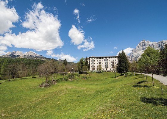 Foto esterno Hotel TH Borca - Park Des Dolomites