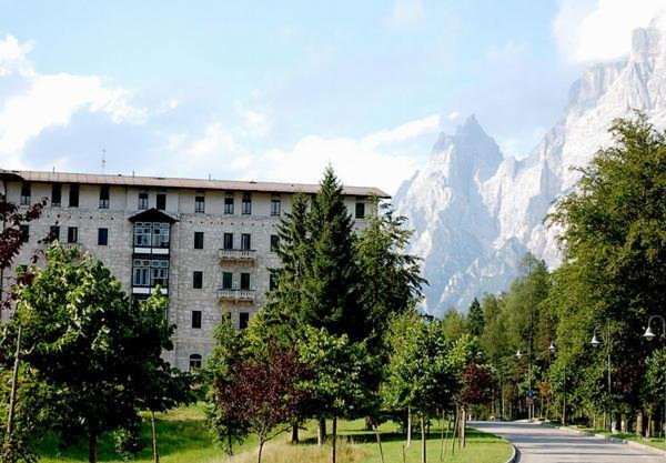 Foto estiva di presentazione Hotel Park Des Dolomites
