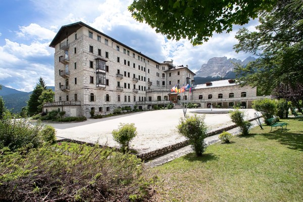 Foto esterno Hotel TH Borca - Park Des Dolomites