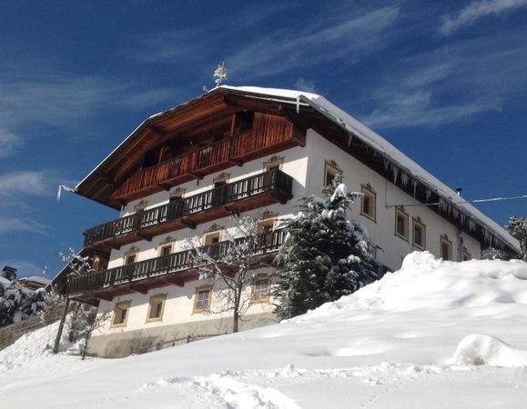 Winter Präsentationsbild B&B auf dem Bauernhof Stauderhof