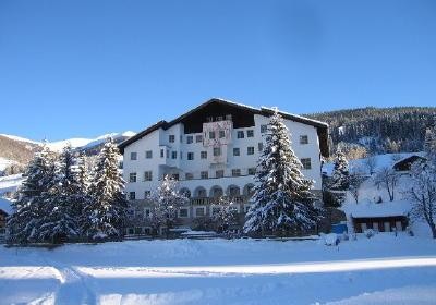 Foto Außenansicht Hotel Drei Zinnen / Tre Cime