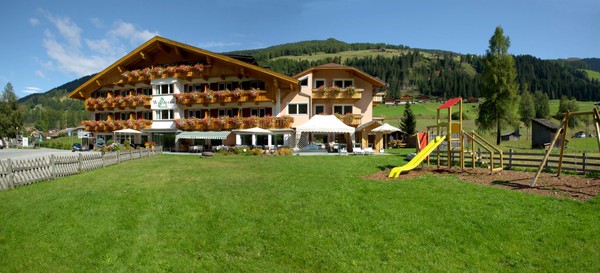 Photo exteriors Hotel Waldheim