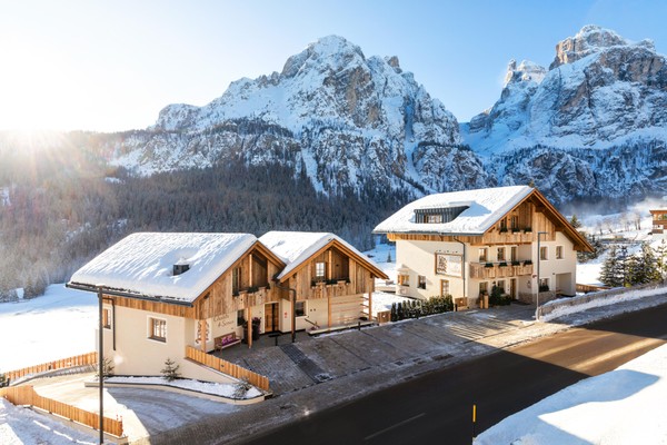 Foto esterno Appartamenti La Villetta & Chalets 4 Sorus