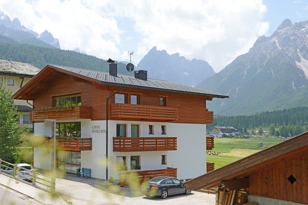 Foto esterno in estate Bergland