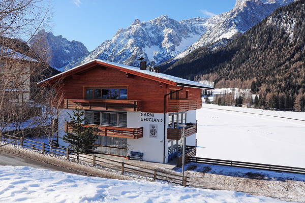 Foto esterno in inverno Bergland