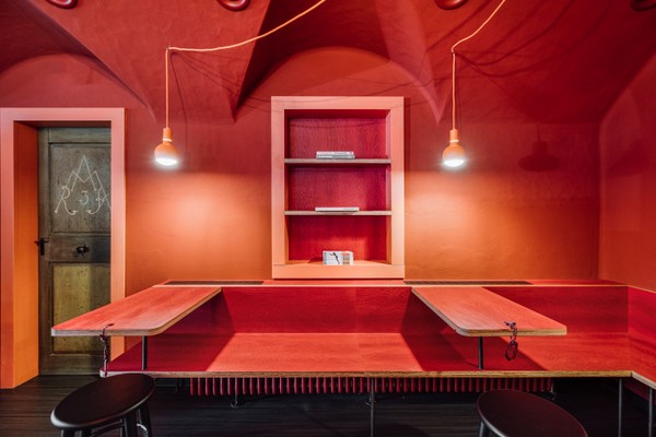 The restaurant Sesto / Sexten - Moso / Moos Biwak 12