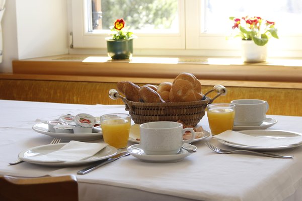 Das Frühstück B&B + Ferienwohnungen Haus Hubertus