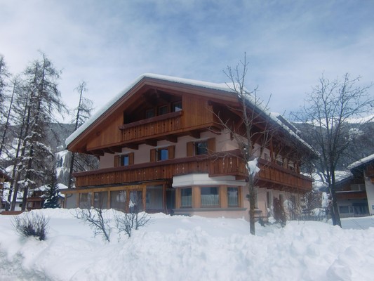 Foto Außenansicht Zimmer mit Frühstück Tschurtschenthaler Anna