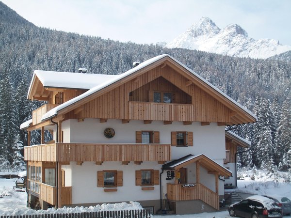 Foto esterno in inverno Haus Ortner