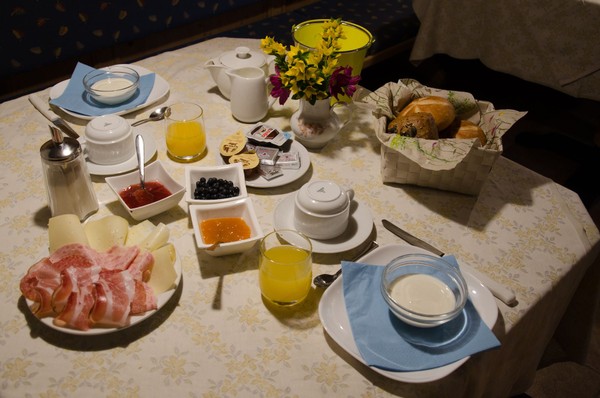 The breakfast Farmhouse B&B Weberhof