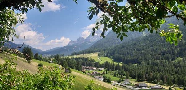 Position Farmhouse B&B + Apartments Bühlerhof Sesto / Sexten