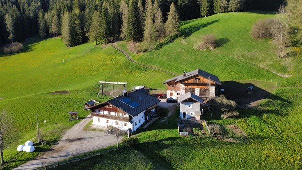 Position Farmhouse B&B + Apartments Bühlerhof Sesto / Sexten