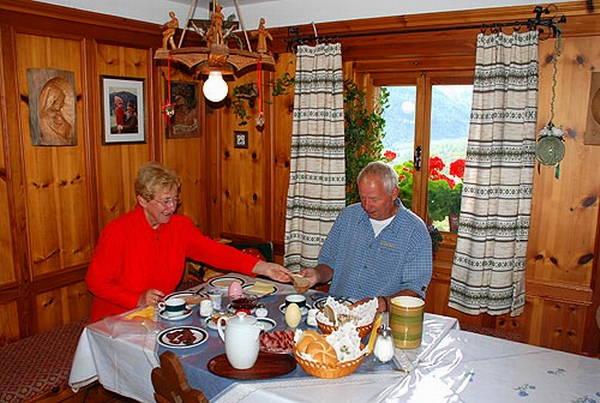 The breakfast Farmhouse B&B Innerrauthof
