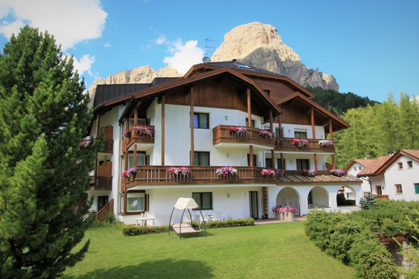 Photo exteriors Apartments Pera Ciaslat
