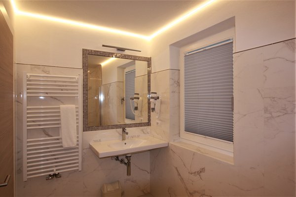 Foto del bagno Appartamenti Pera Ciaslat
