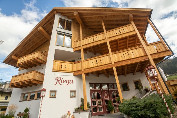 Photo exteriors B&B + Apartments Riega