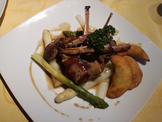 The restaurant Sesto / Sexten Riega