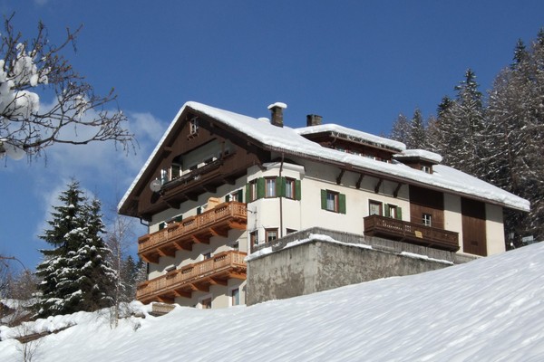 Photo exteriors Farmhouse apartments Kirchhof