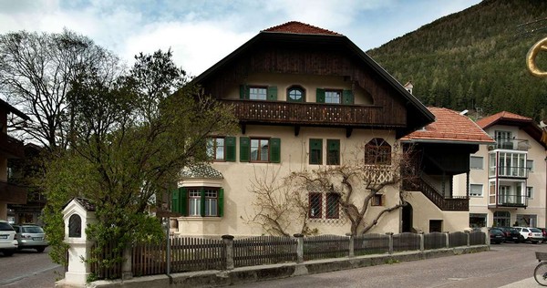 Foto Außenansicht Ferienwohnungen Villa Frenes