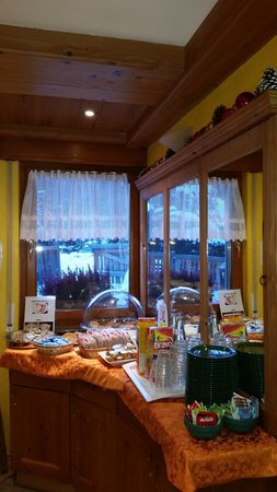 Das Frühstück Chalets Dolomites Brigitte - Appartements & B&B