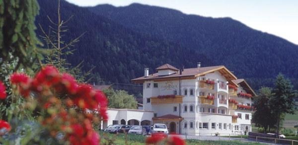 Foto estiva di presentazione Hotel Fernblick