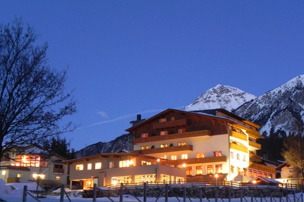 Foto invernale di presentazione Hotel Ortlerspitz
