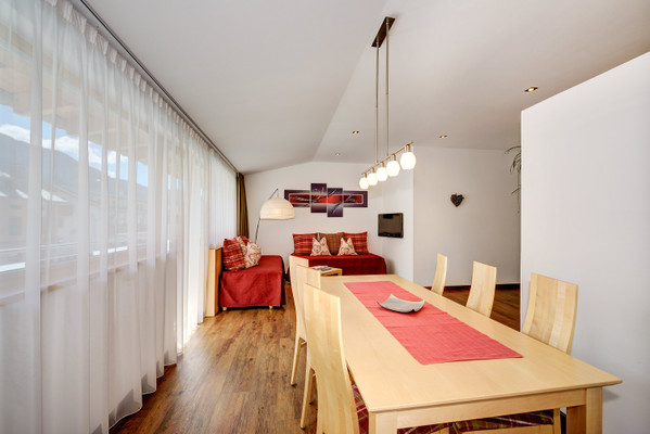 The living area B&B-Hotel + Apartments St. Valentin