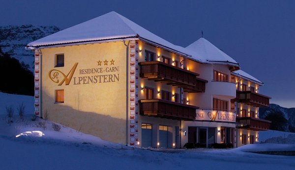 Foto invernale di presentazione Garni + Residence Alpenstern