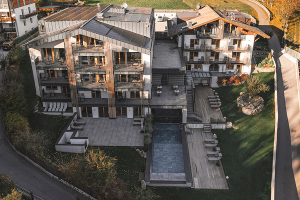 Foto esterno Aparthotel Maraias – Luxury Suites & Apartments