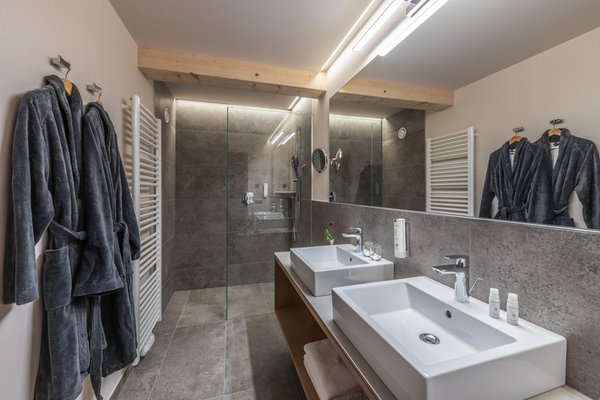 Photo of the bathroom Aparthotel Maraias – Luxury Suites & Apartments