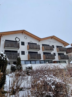 Foto invernale di presentazione Lapis Monti - Apartments & Suites