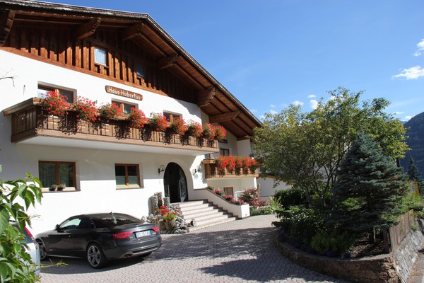 Foto Außenansicht Residence Haus Hubertus