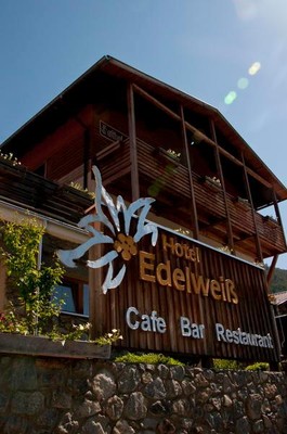 Foto Außenansicht Hotel Edelweiß