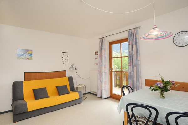 La zona giorno Appartamenti in agriturismo Haus Rainalter