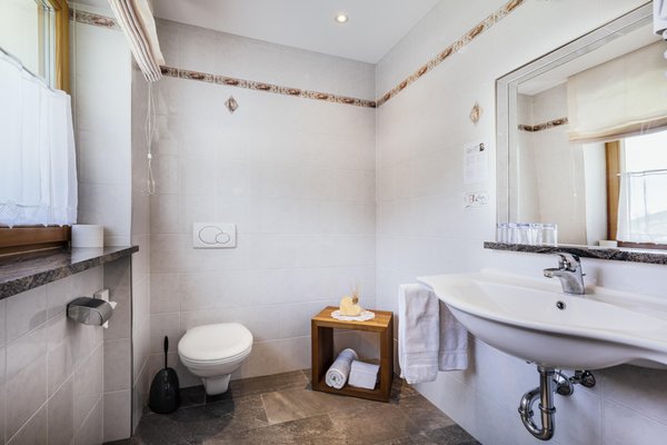 Foto del bagno Hotel Chavalatsch