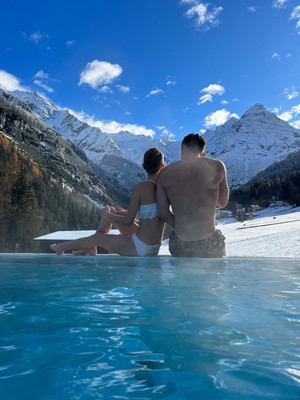 Photo of the outdoor swimming pool