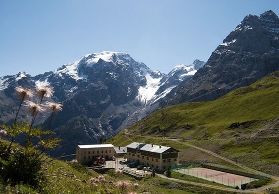 La posizione Hotel Franzenshöhe Trafoi