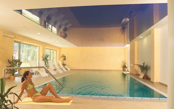 Photo of the indoor swimming pool