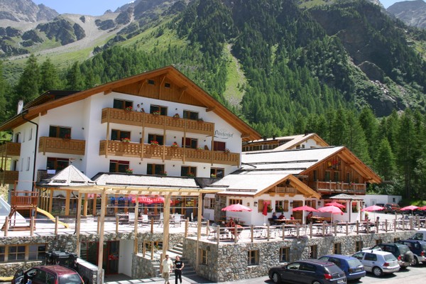 Foto Außenansicht Hotel Lärchenhof