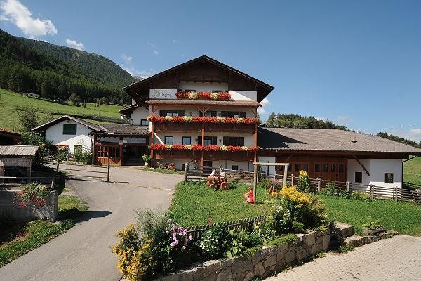 Photo exteriors Farmhouse apartments Mairinghof