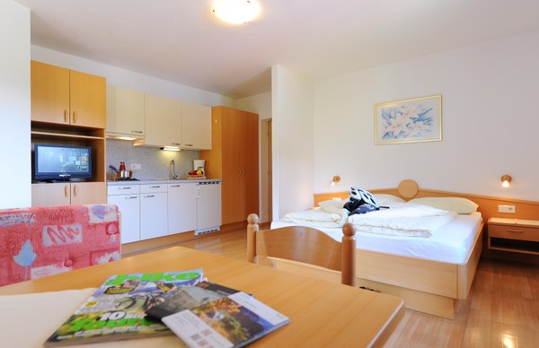 Der Wohnraum Pension + Residence Obstgarten