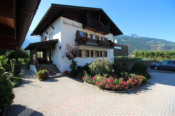 Photo exteriors Farmhouse apartments Haus im Erlengrund