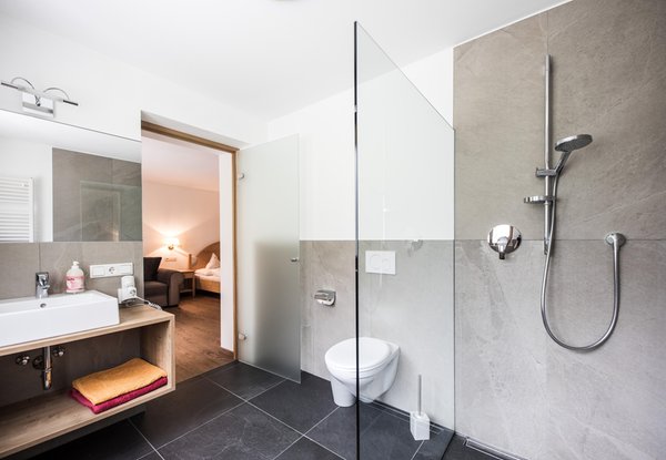 Foto del bagno Hotel Burgaunerhof