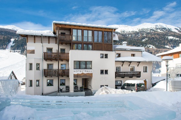 Foto esterno Hotel Mall