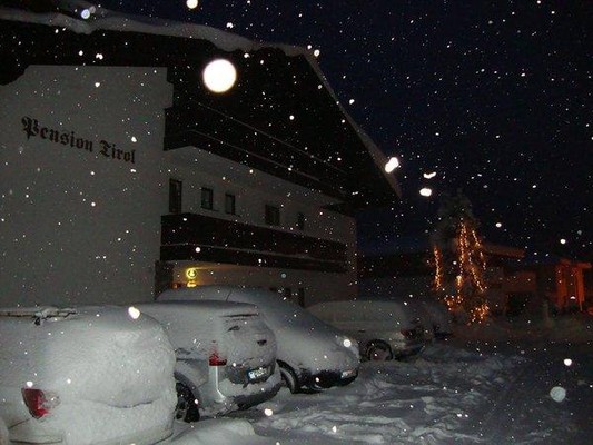 Foto Außenansicht Pension Tirol